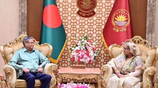 রাষ্ট্রপতির সাথে প্রধানমন্ত্রীর সৌজন্য সাক্ষাৎ