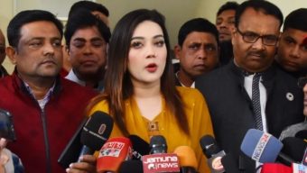 মাইক ভাড়া পাচ্ছেন না মাহিয়া মাহি