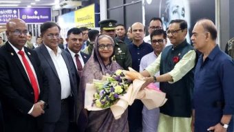 ভারত সফর শেষে দেশে ফিরেছেন প্রধানমন্ত্রী