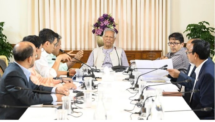 চট্টগ্রাম বন্দরের সক্ষমতা বৃদ্ধির উদ্যোগ ত্বরান্বিত করতে প্রধান উপদেষ্টার নির্দেশ