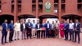 ইসলামিক ইউনিভার্সিটি অব টেকনোলজি-কে গাড়ি উপহার দিয়েছে এবি ব্যাংক