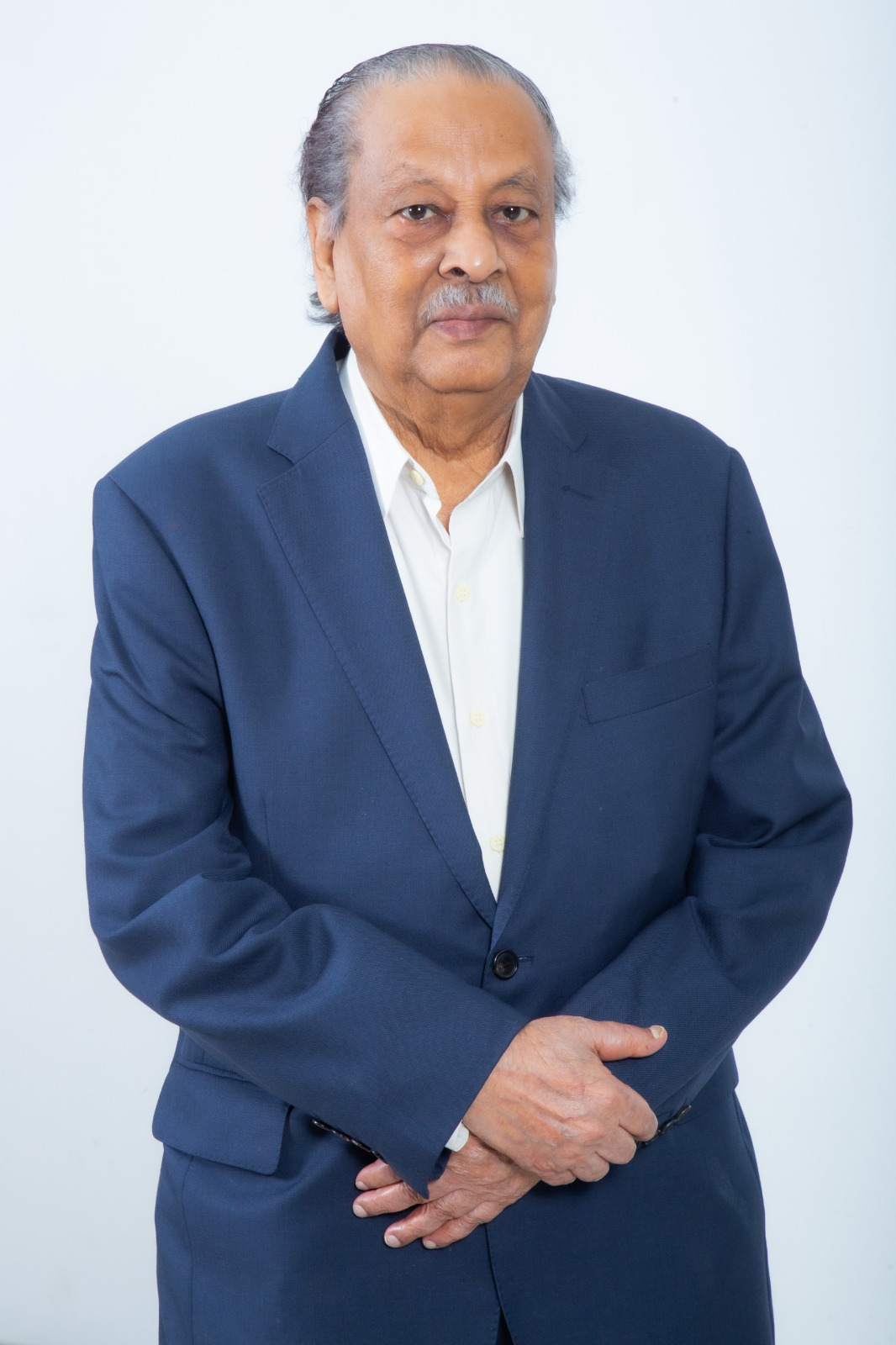 সাউথইস্ট ব্যাংকের উদ্যোক্তা পরিচালক আজিম উদ্দিন আহমেদ ইন্তেকাল করেছেন